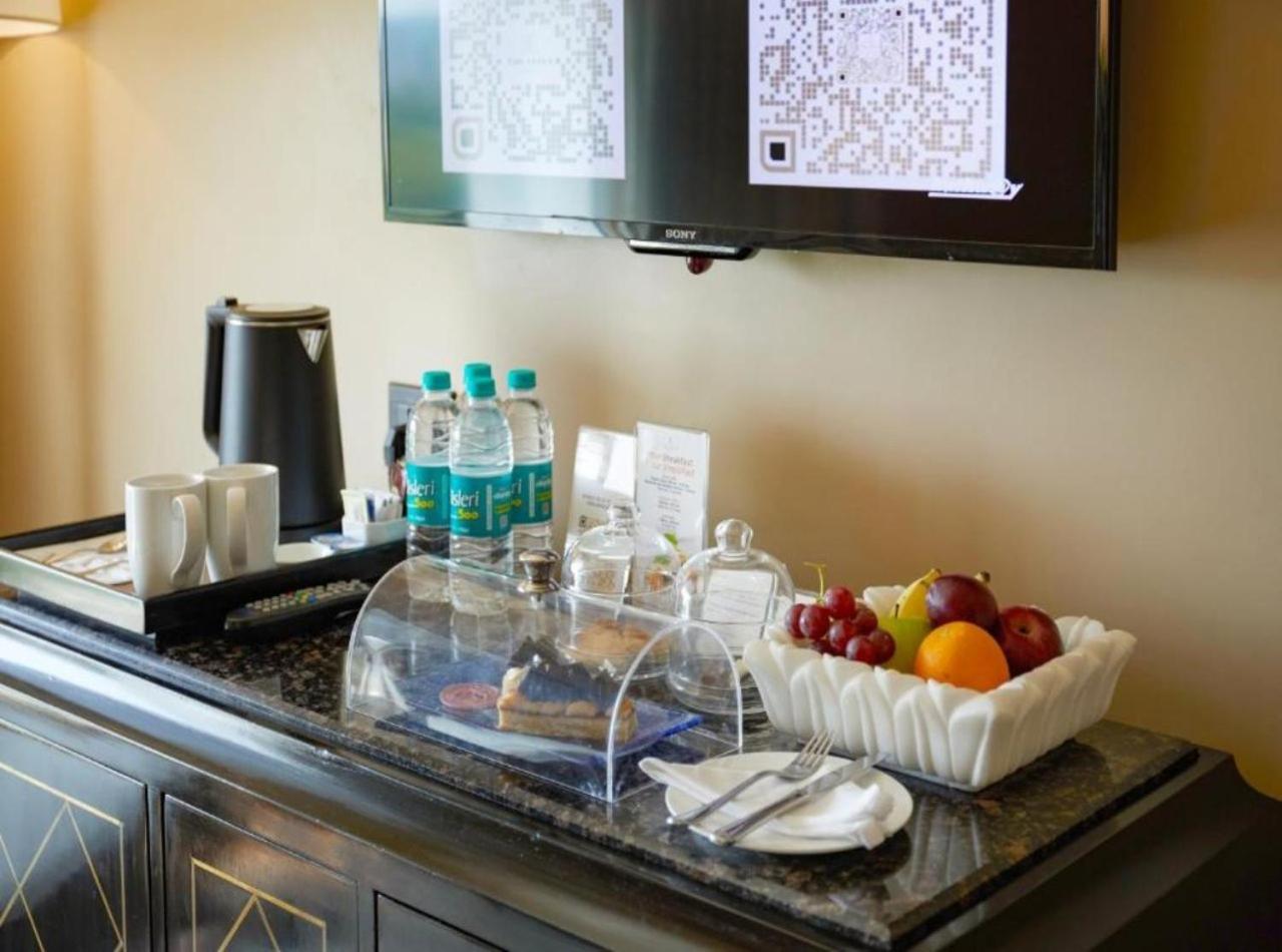 Rosewood Suites A Family Hotel Near Delhi Airport New Delhi Extérieur photo