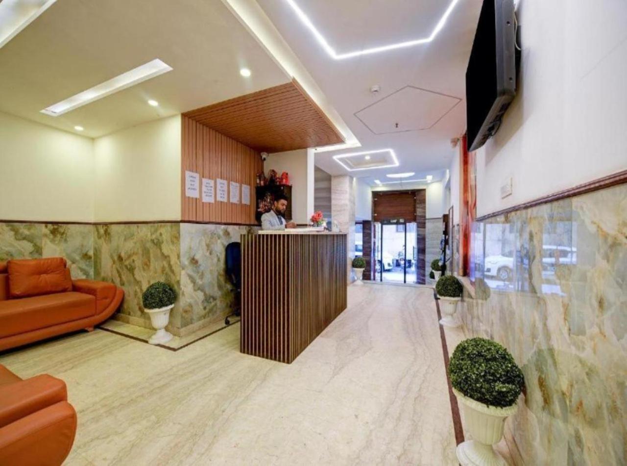 Rosewood Suites A Family Hotel Near Delhi Airport New Delhi Extérieur photo